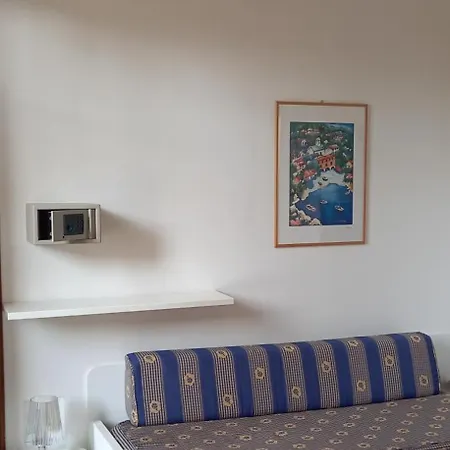 Apartahotel Chiara 3*