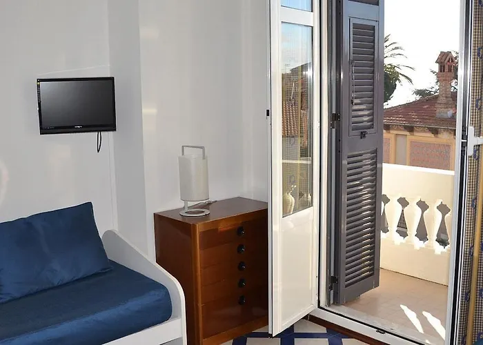 Chiara Apartmanhotel