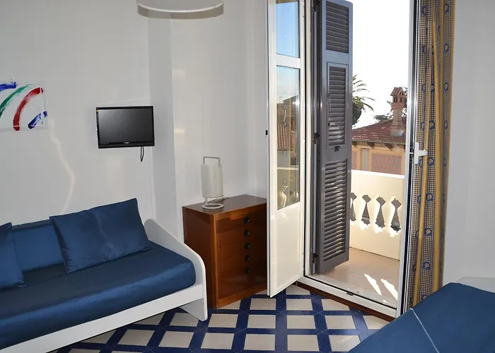 Chiara Apartmanhotel