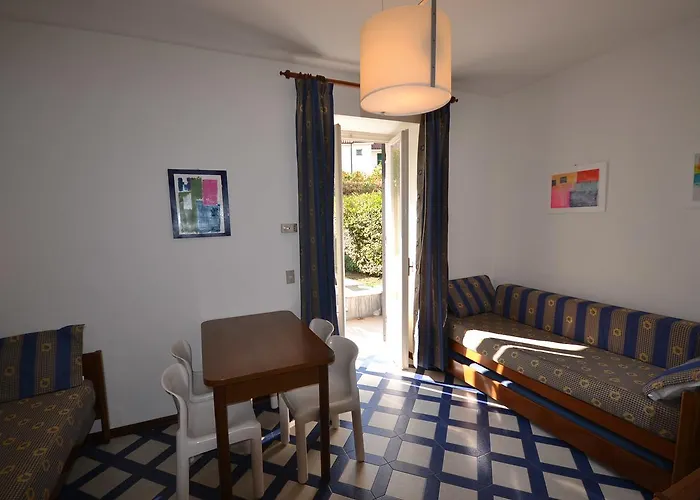 Apartmanhotel Chiara 3*