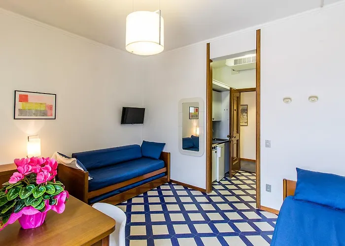 Apartmanhotel Chiara 3*