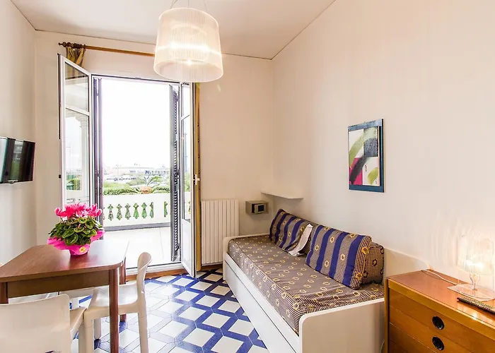 Apartmanhotel Chiara 3*