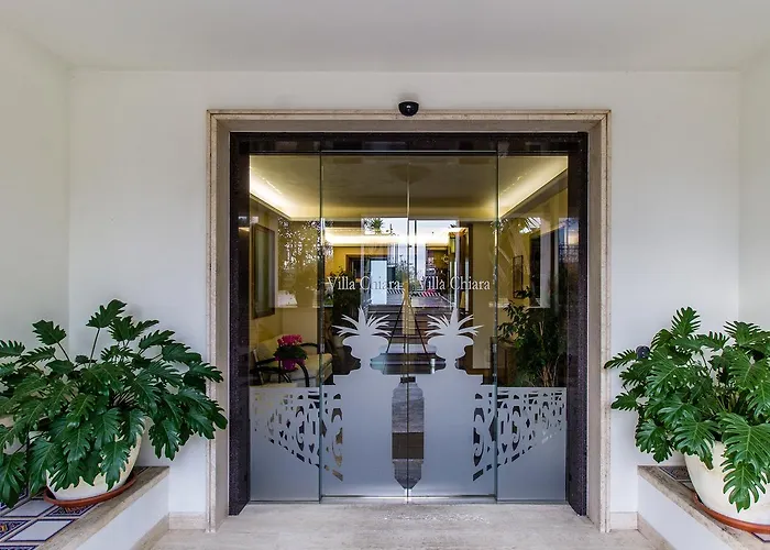 Apartmanhotel Chiara 3*