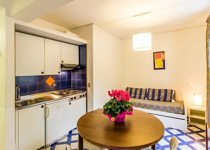 Apartmanhotel Chiara 3*